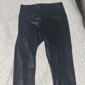 Lululemon Glossy Black Tights